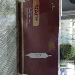 NAD+ Advanced Cellular Renewal Body Oil - Burgundy
